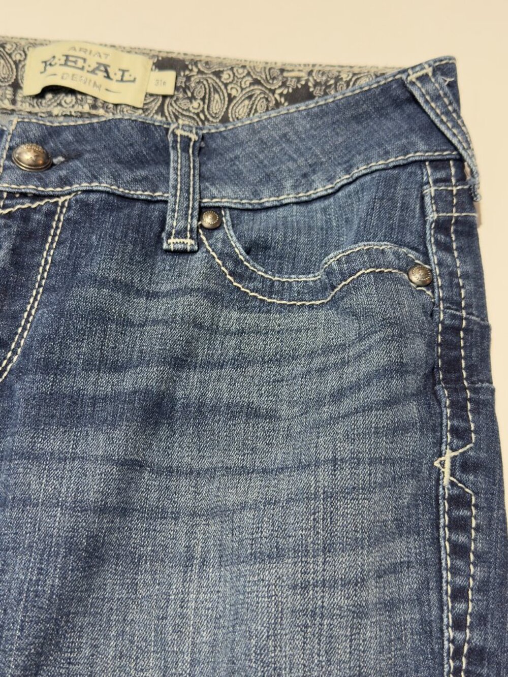 Ariat R.E.A.L. Mid Rise Stretch Icon Stackable Straight Leg Jean Ocean Wash 31R
